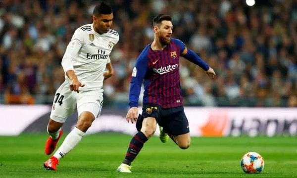 Football and Historic Rivalries: Unforgettable Classics